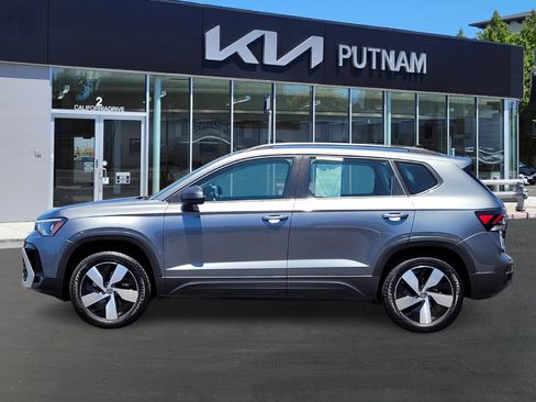 Used 2025 Volkswagen Taos S AWD/4WD image 7