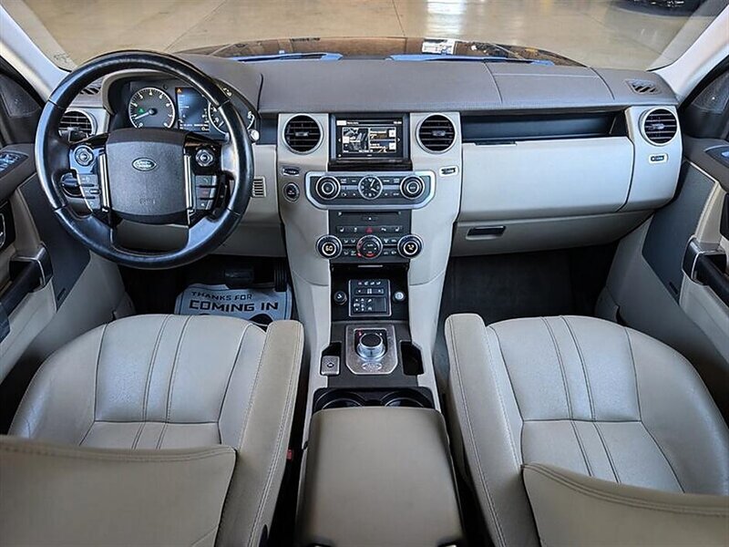 Used 2016 Land Rover LR4 HSE AWD/4WD image 3