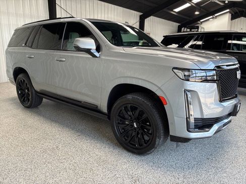 Used 2024 Cadillac Escalade Sport w/ LPO, ONYX Package RWD image 4