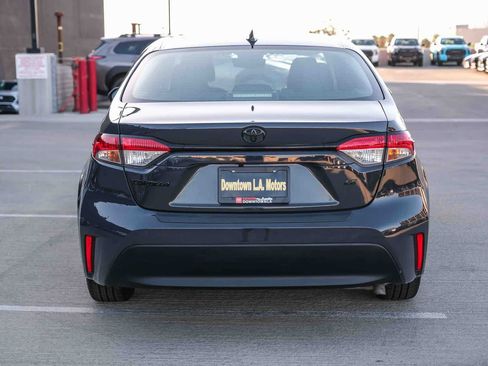 Certified 2025 Toyota Corolla LE FWD image 5