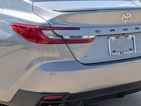 Used 2025 Toyota Camry SE w/ Multimedia Upgrade Package FWD image 8