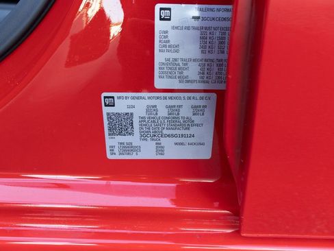 Used 2025 Chevrolet Silverado 1500 Custom Trail Boss image 38