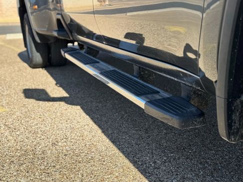 Used 2020 Chevrolet Silverado 3500 LTZ w/ LTZ Texas Edition image 4