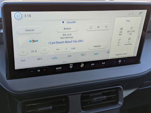 New 2026 Ford Maverick XL image 25