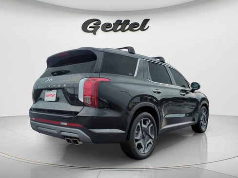 Used 2024 Hyundai Palisade Limited FWD image 5