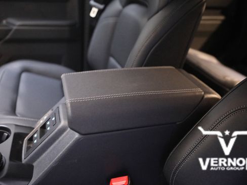 New 2025 Ford Bronco Big Bend w/ Black Diamond Package image 15