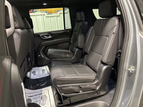 Used 2023 Chevrolet Suburban RST w/ Luxury Package image 20
