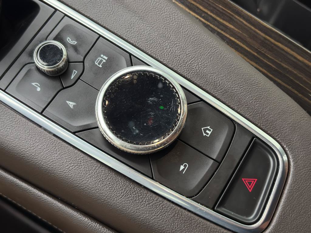 Used 2021 Cadillac Escalade ESV Sport AWD/4WD image 20