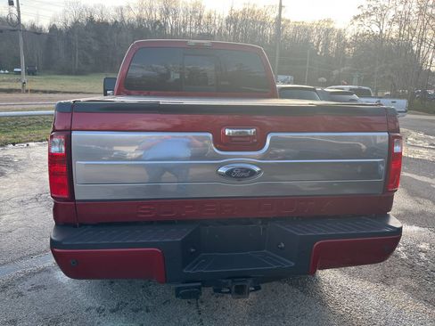 Used 2015 Ford F250 Platinum w/ FX4 Off-Road Package image 10
