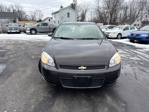 Used 2008 Chevrolet Impala LT image 2