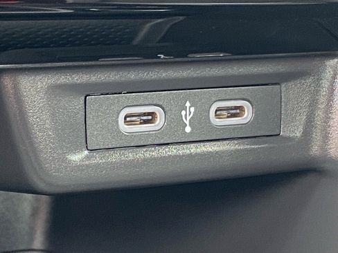 Certified 2025 Volkswagen Jetta Sport image 20