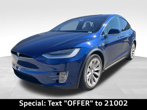 Used 2020 Tesla Model X Long Range image 2
