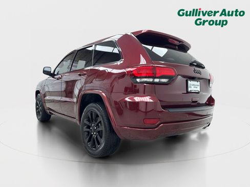 Used 2019 Jeep Grand Cherokee Altitude RWD image 5