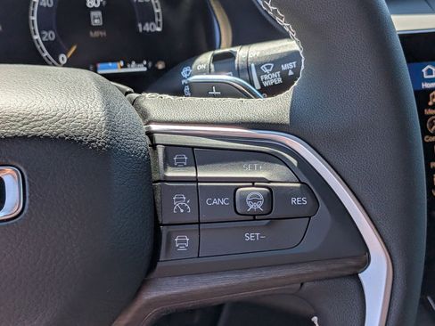 New 2026 Jeep Grand Cherokee Limited RWD image 16