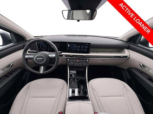 New 2026 Hyundai Tucson SE image 14