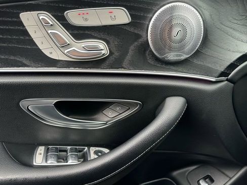 Used 2020 Mercedes-Benz E 350 4MATIC Sedan image 14