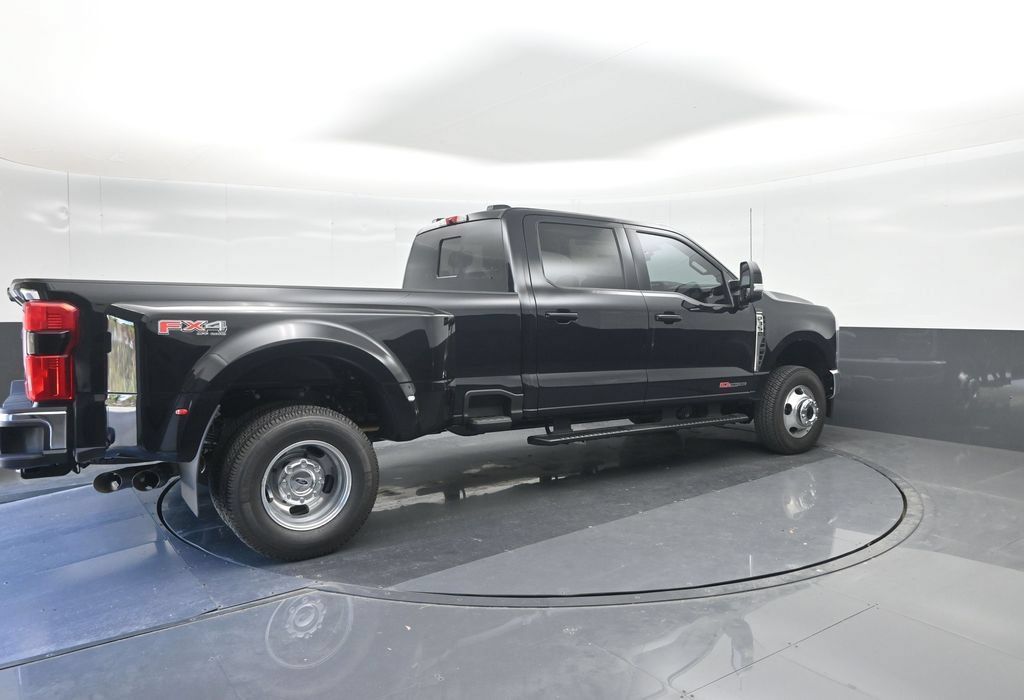 New 2026 Ford F350 Lariat w/ Lariat Premium Package AWD/4WD image 15