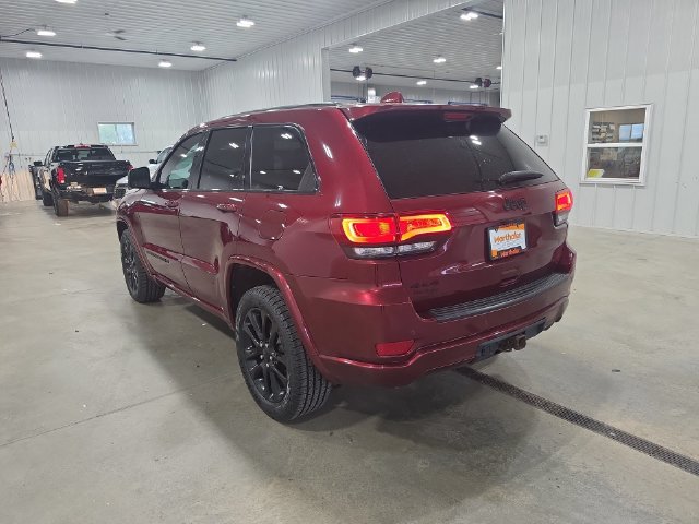 Used 2022 Jeep Grand Cherokee Laredo X AWD/4WD image 6