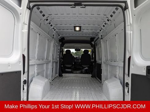 Used 2026 RAM ProMaster 2500 w/ Convenience Group FWD image 12