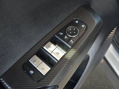 Used 2025 Mitsubishi Outlander SE AWD/4WD image 29