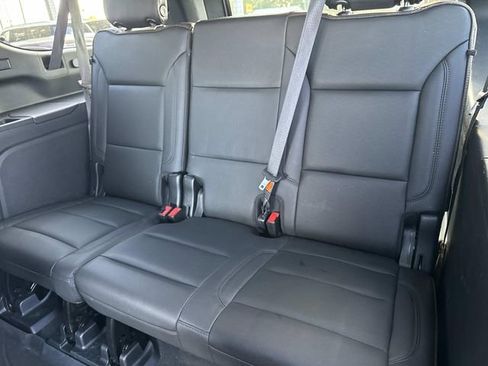 Used 2021 Chevrolet Suburban High Country image 15
