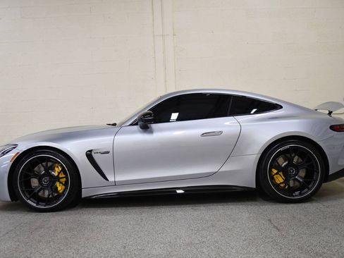 Used 2024 Mercedes-Benz AMG GT 55 image 3