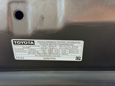 Used 2024 Toyota Camry SE w/ Convenience Package FWD image 17