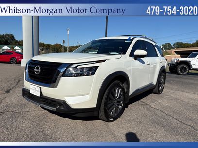 Used 2024 Nissan Pathfinder SL w/ SL Premium Package