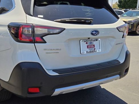 Used 2023 Subaru Outback Limited AWD/4WD image 5