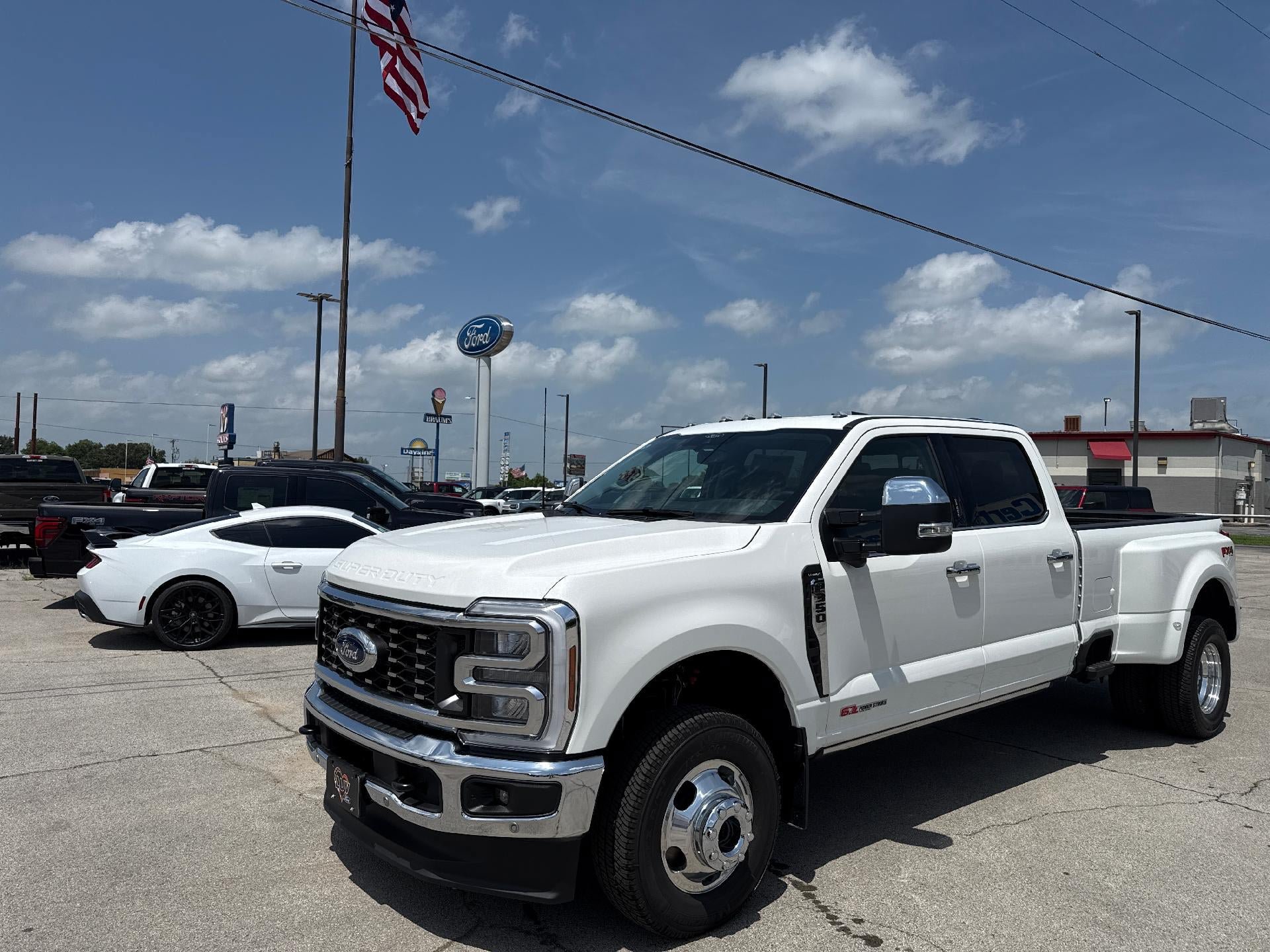 New 2026 Ford F350 Lariat w/ Lariat Premium Package AWD/4WD image 7