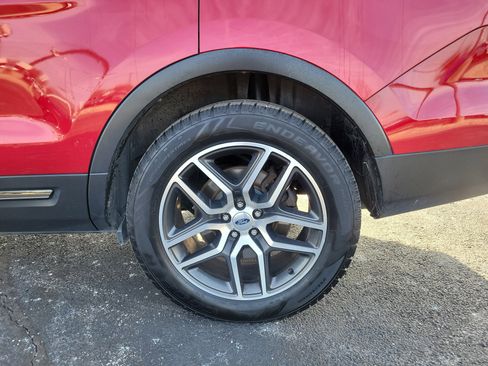 Used 2016 Ford Explorer Sport image 5
