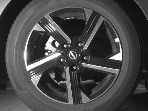 Used 2025 Nissan Sentra SV image 15