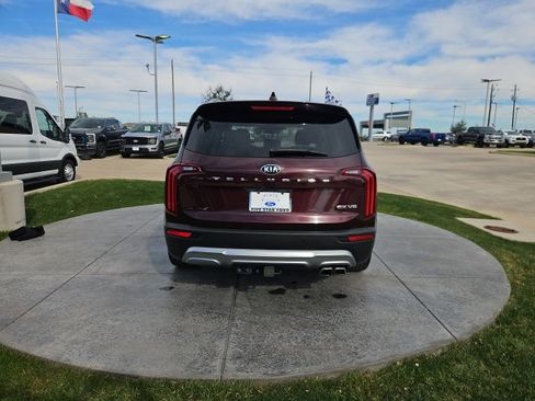 Used 2020 Kia Telluride EX w/ Towing Package image 5