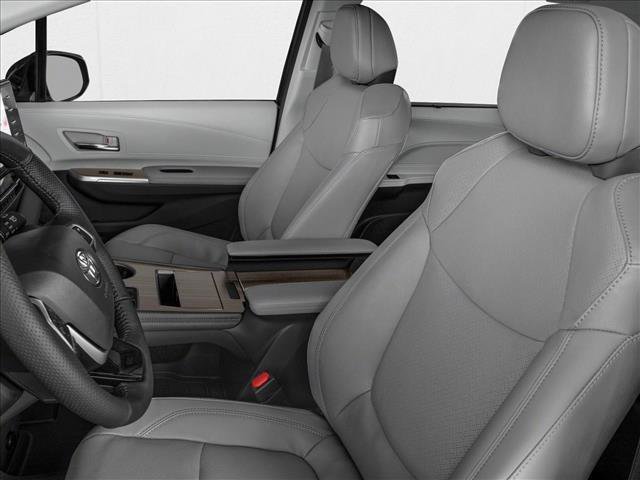 Used 2026 Toyota Sienna Limited FWD image 6
