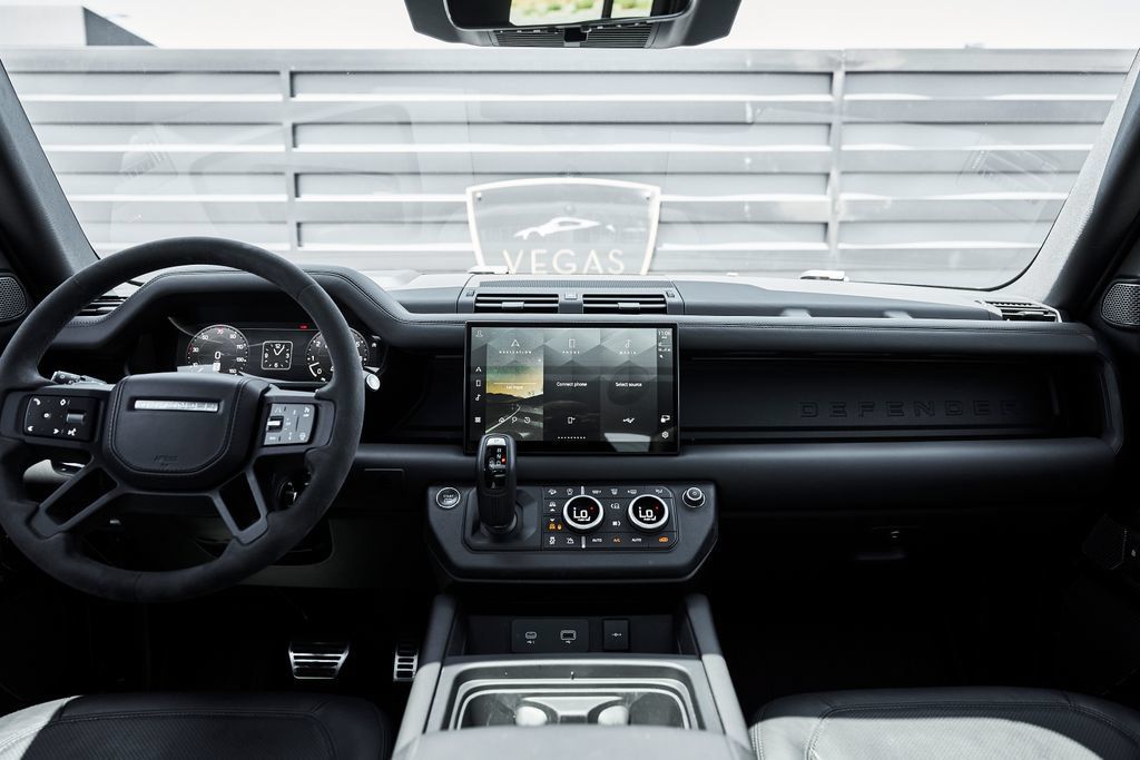 Used 2023 Land Rover Defender 110 Carpathian Edition AWD/4WD image 53