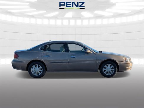 Used 2007 Buick LaCrosse CXL image 8