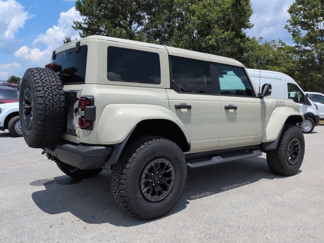 New 2026 Ford Bronco Raptor w/ Interior Carbon Fiber Pack AWD/4WD image 4