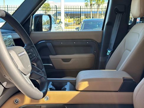 Certified 2025 Land Rover Defender 110 S image 20