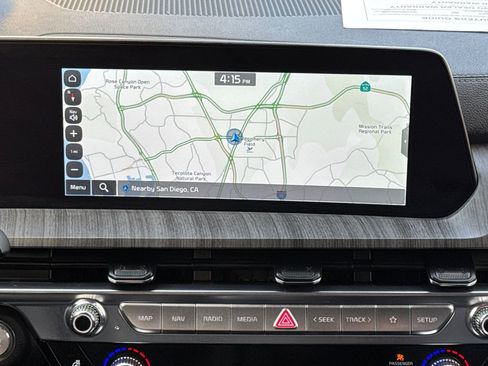 Used 2024 Kia Telluride SX Prestige image 23