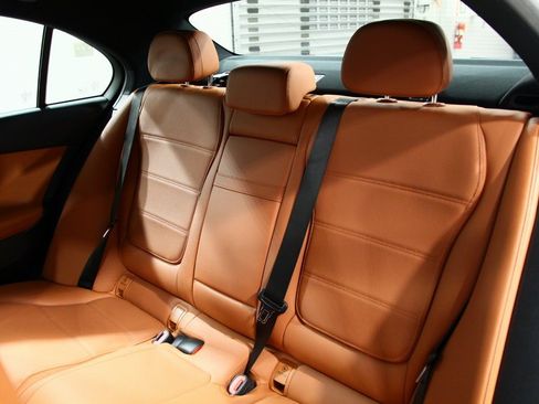 Used 2023 Mercedes-Benz C 300 4MATIC Sedan image 28