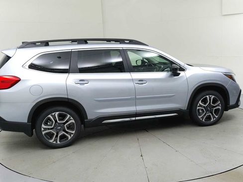 New 2025 Subaru Ascent Limited image 11