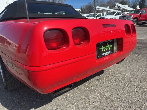 Used 1994 Chevrolet Corvette Convertible image 19