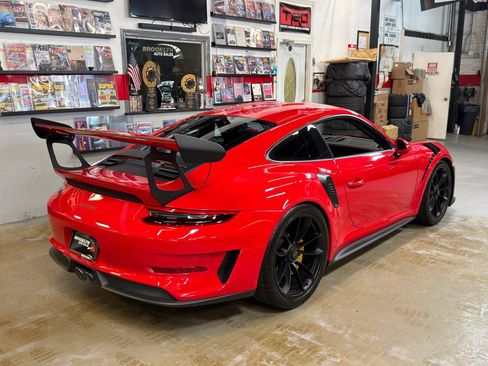 Used 2019 Porsche 911 GT3 RS RWD image 6