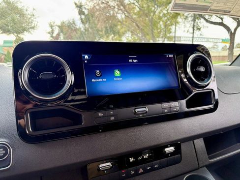 New 2025 Mercedes-Benz Sprinter 2500 image 24