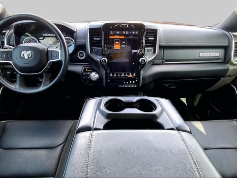 Used 2023 RAM 1500 Laramie AWD/4WD image 16