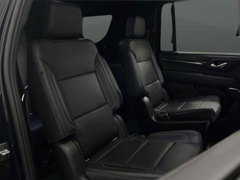Used 2021 GMC Yukon XL Denali w/ Denali Premium Package AWD/4WD image 24