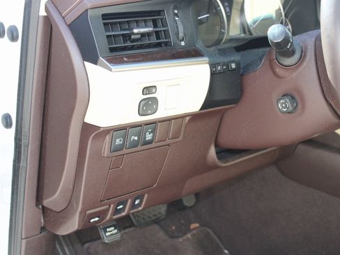 Used 2017 Lexus ES 350 w/ Premium Package image 24