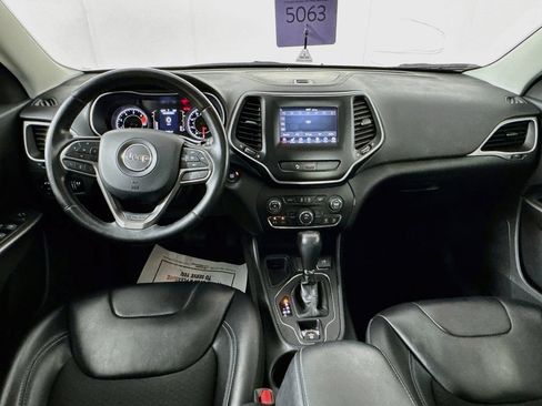 Used 2020 Jeep Cherokee Latitude Plus w/ Cold Weather Group FWD image 27