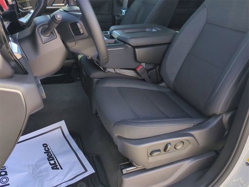 Certified 2025 Chevrolet Silverado 1500 LT image 19