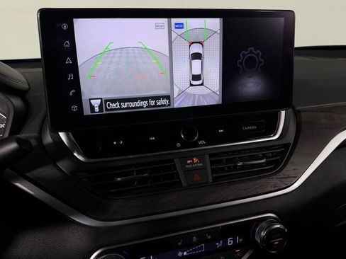 Used 2025 Nissan Altima 2.5 SL image 19